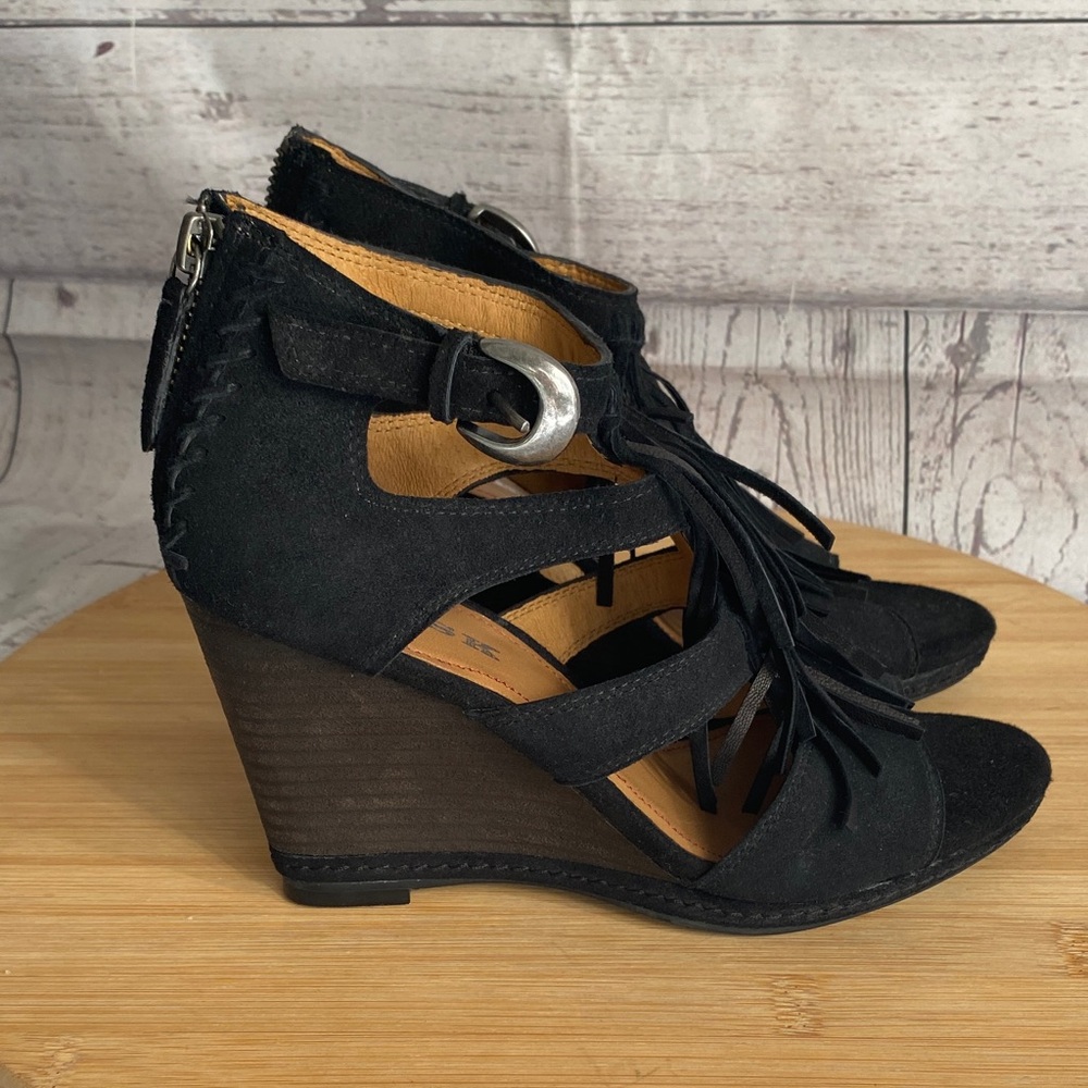 Trask Felicity Black Suede Wedge Sandals with Fringe Detail Size 6.5
